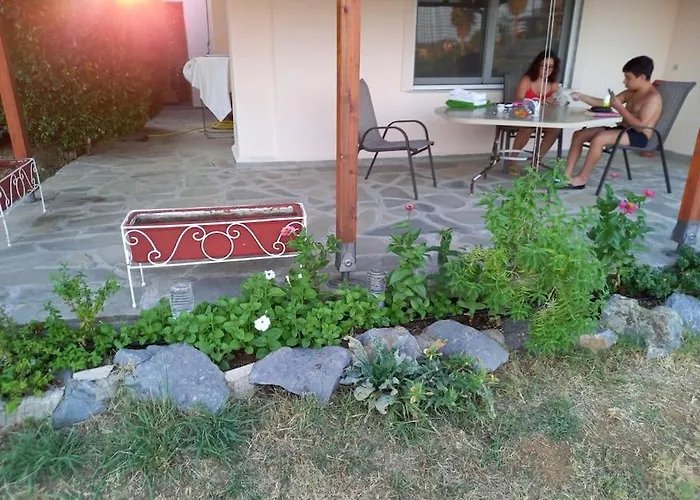 Natalie's Summer House Halkidiki Tatil Evi